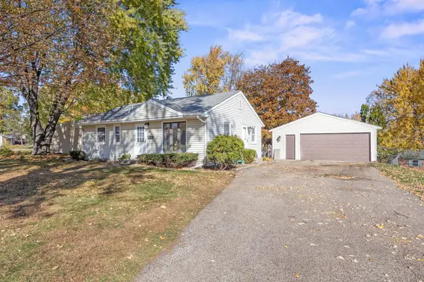 7832 58th Place N, Crystal, MN 55428