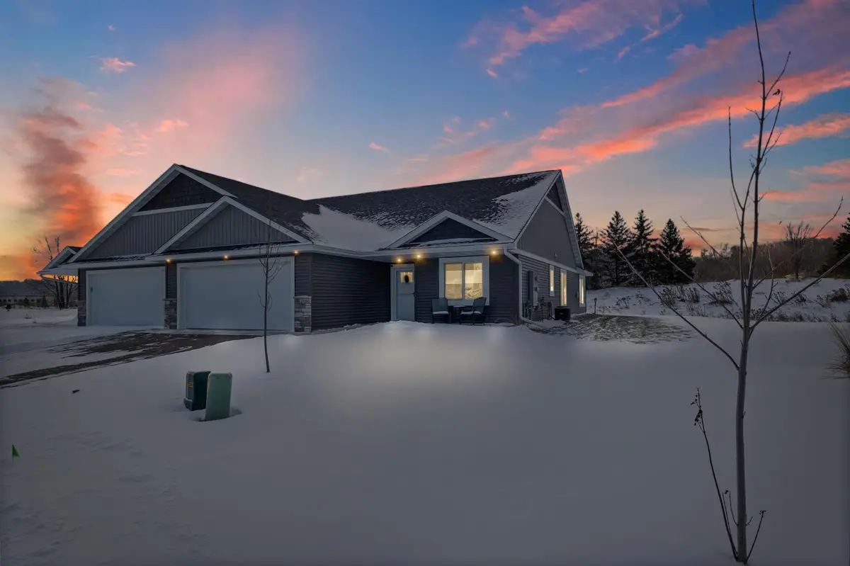 2866 Coventry Circle, River Falls, WI 54022 - Image #1