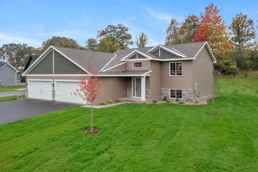 3226 Nottingham Road S, Saint Cloud, MN 56301 - Image #2