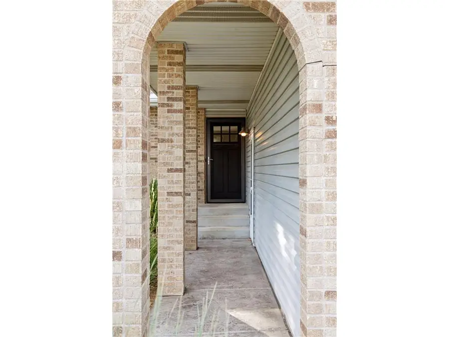 2404 Helena Avenue N, Oakdale, MN 55128 - Image #3