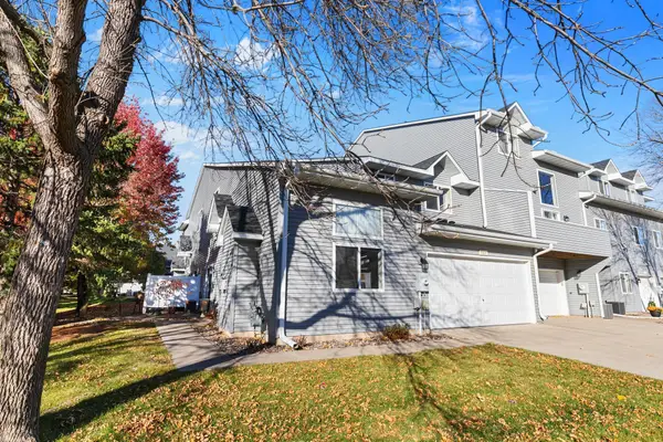 700 Kingfisher Lane #F, Woodbury, MN 55125