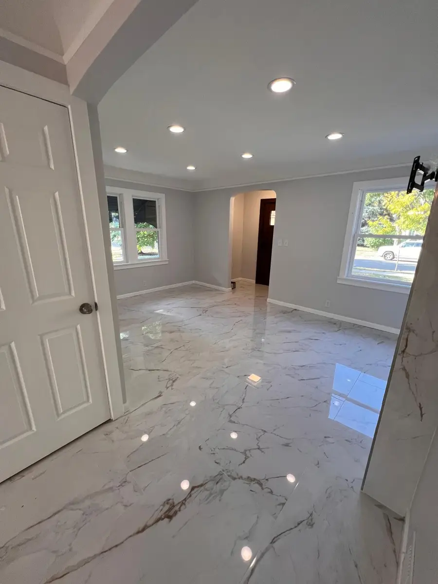 4806 Emerson Avenue N, Minneapolis, MN 55430 - Image #2