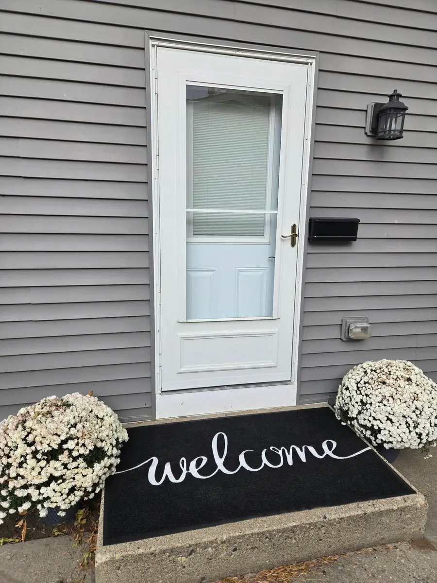 215 Manila Street Ne, Willmar, MN 56201 - Image #2