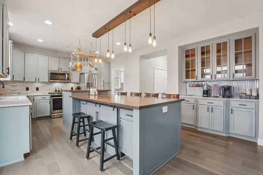 4590 Empress Way N, Hugo, MN 55038 - #2