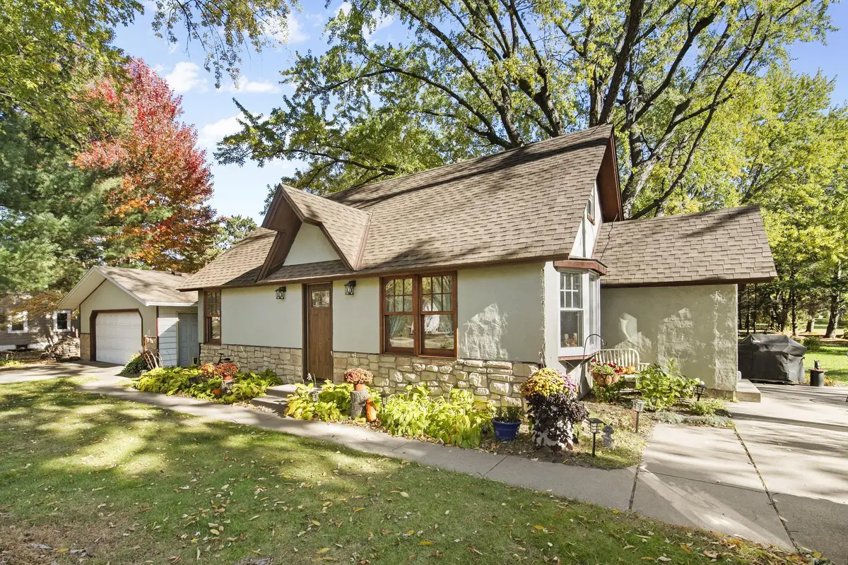 6924 Lakeview Drive, Lino Lakes, MN 55014 - Image #1