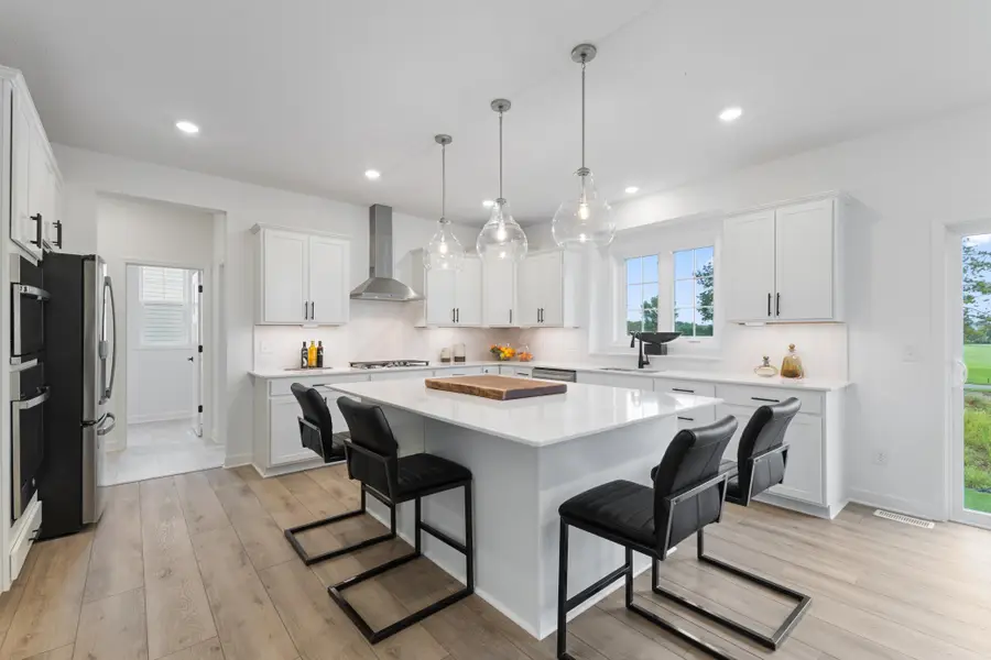 1872 Royal Boulevard N, Lake Elmo, MN 55016 - Image #2