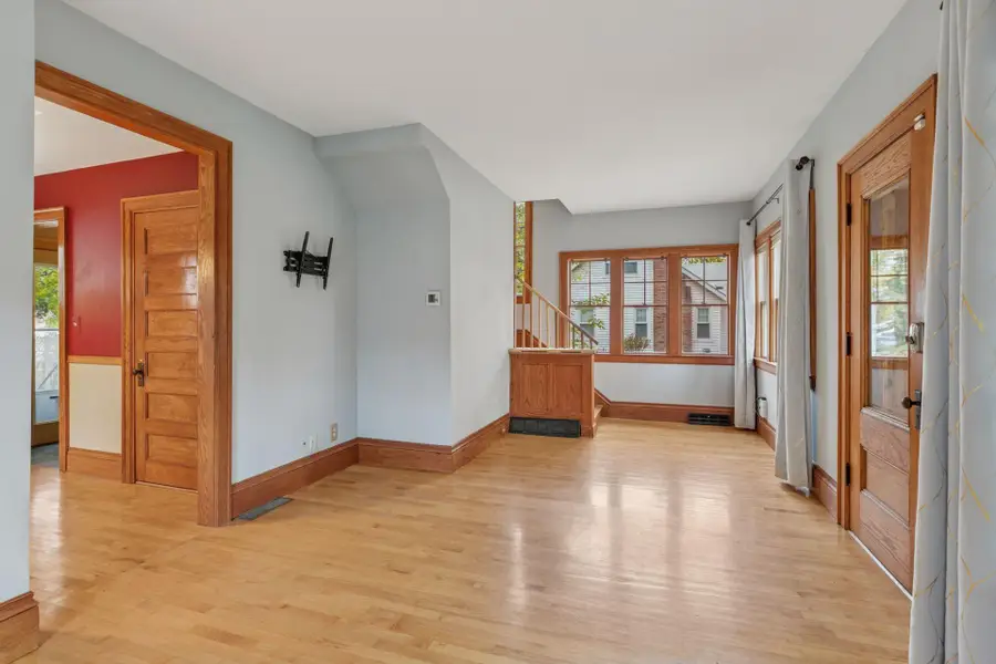 2910 Edgewood Avenue S, Saint Louis Park, MN 55426 - Image #3