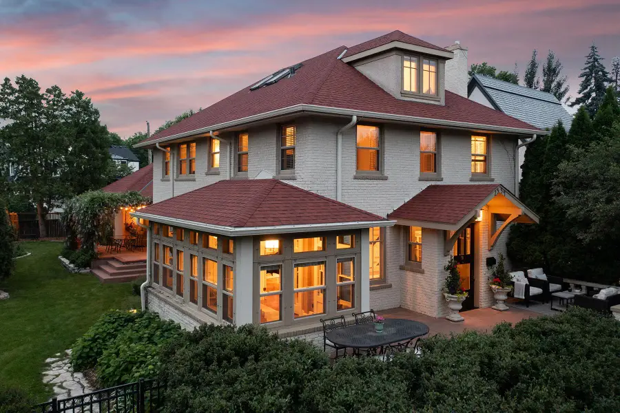 2554 W Lake Of The Isles Parkway, Minneapolis, MN 55405 - Image #2