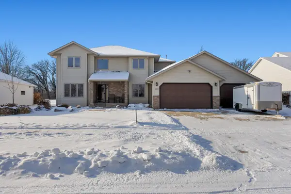 4213 S Rivershore Drive, Moorhead, MN 56560