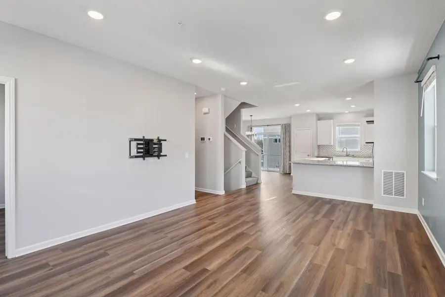 17575 96th Place N, Maple Grove, MN 55311 - Image #2