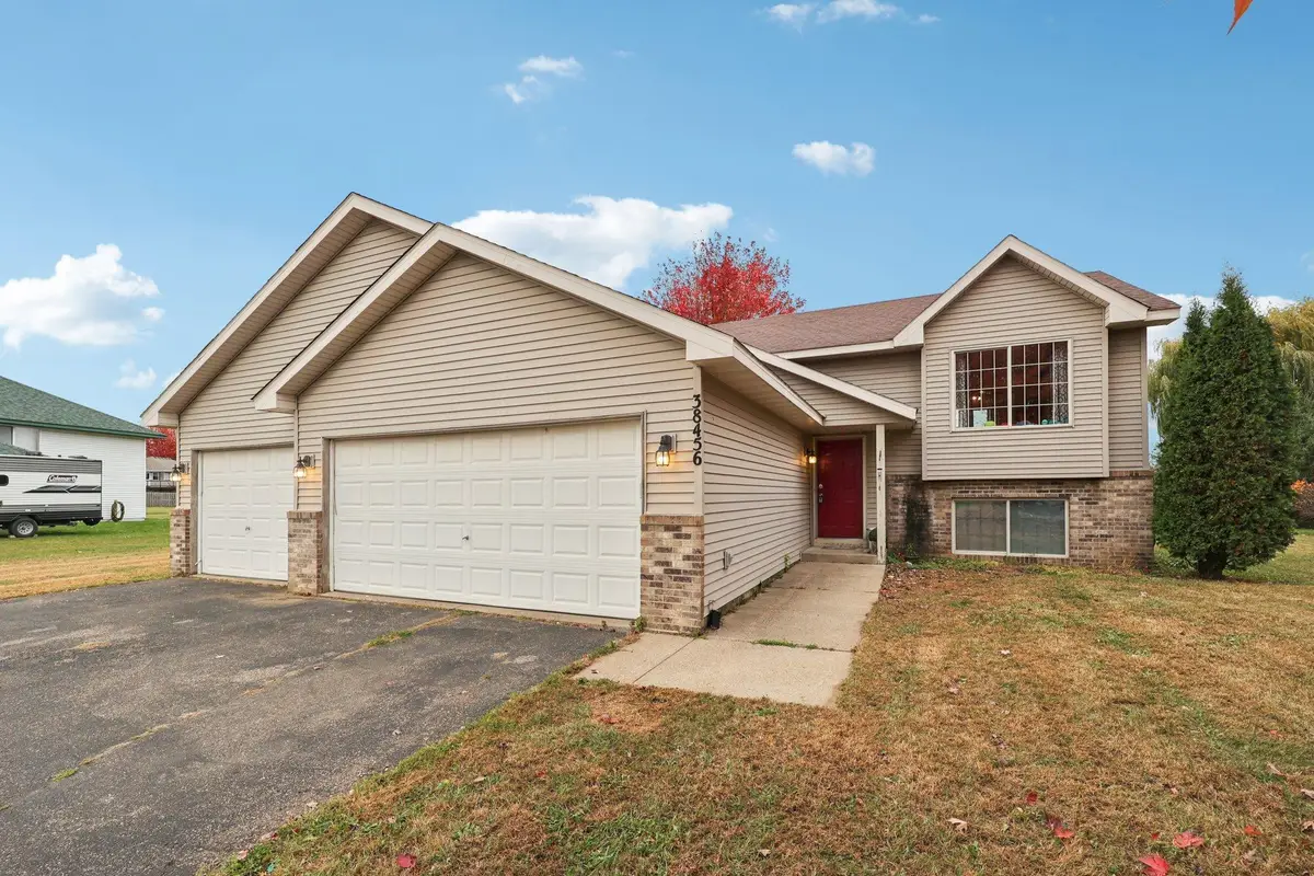 38456 Coventry Drive, North Branch, MN 55056 - Image #1