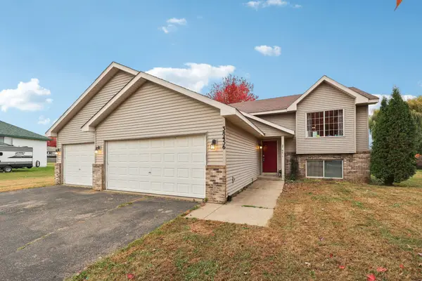 38456 Coventry Drive, North Branch, MN 55056