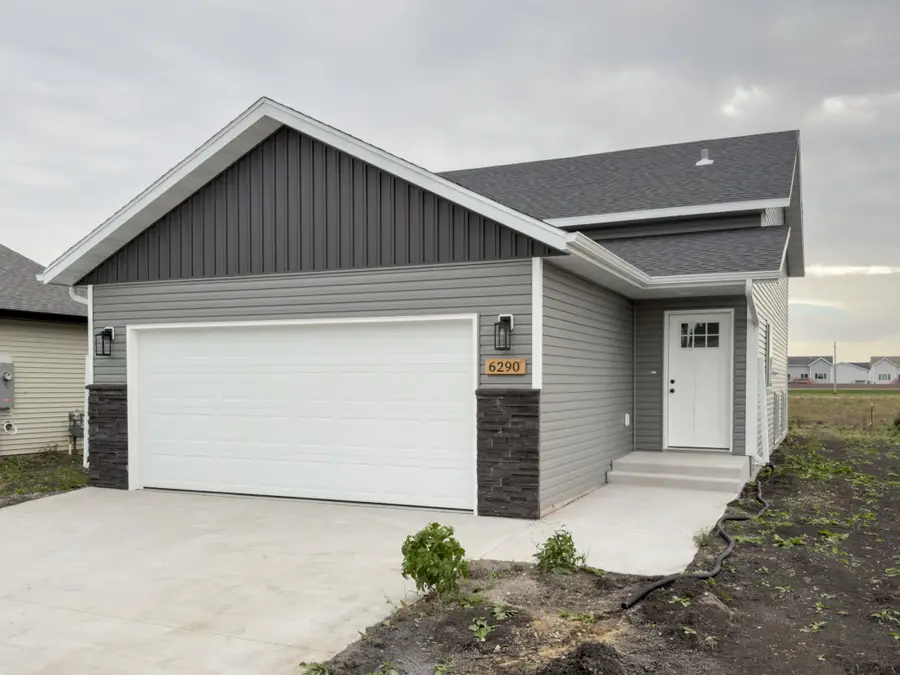6290 87th Avenue S, Horace, ND 58047 - Image #2