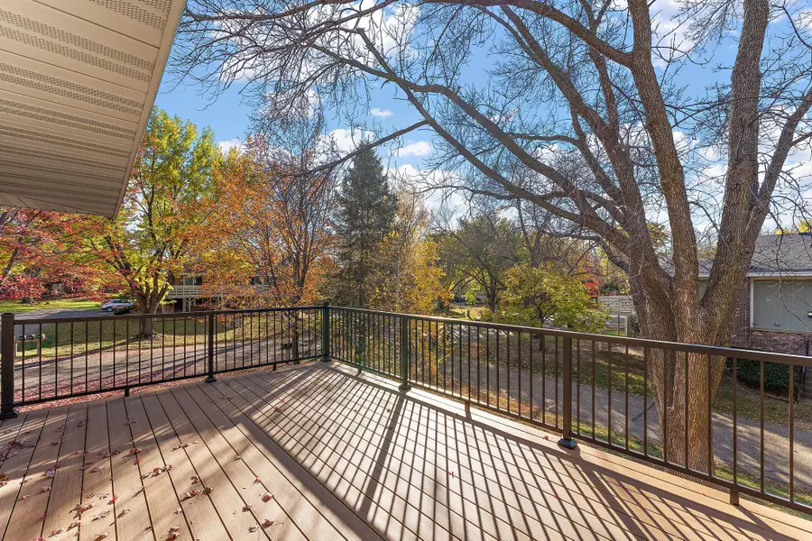 6843 Macbeth Court, Woodbury, MN 55125 - Image #2