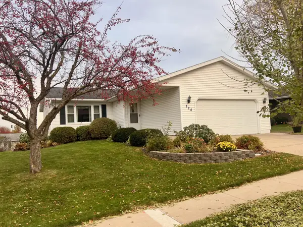 828 Diamond Ridge Lane Nw, Rochester, MN 55901