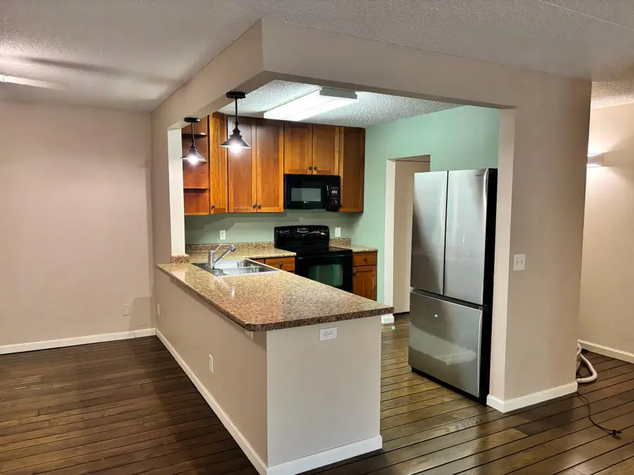 10511 Cedar Lake Road #218, Minnetonka, MN 55305 - Image #3