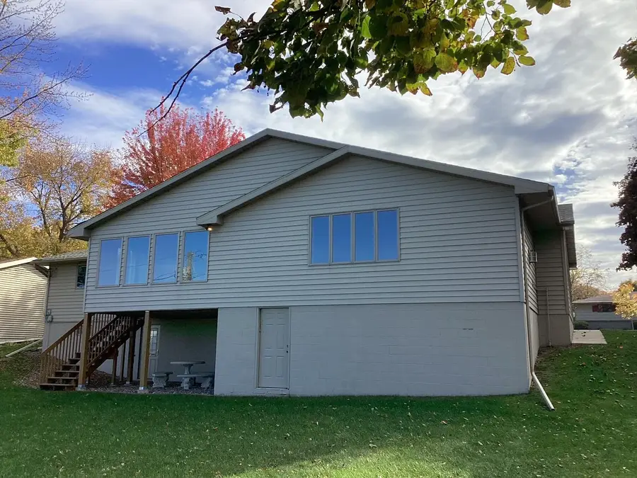 1704 Plainview Lane, Albert Lea, MN 56007 - Image #3