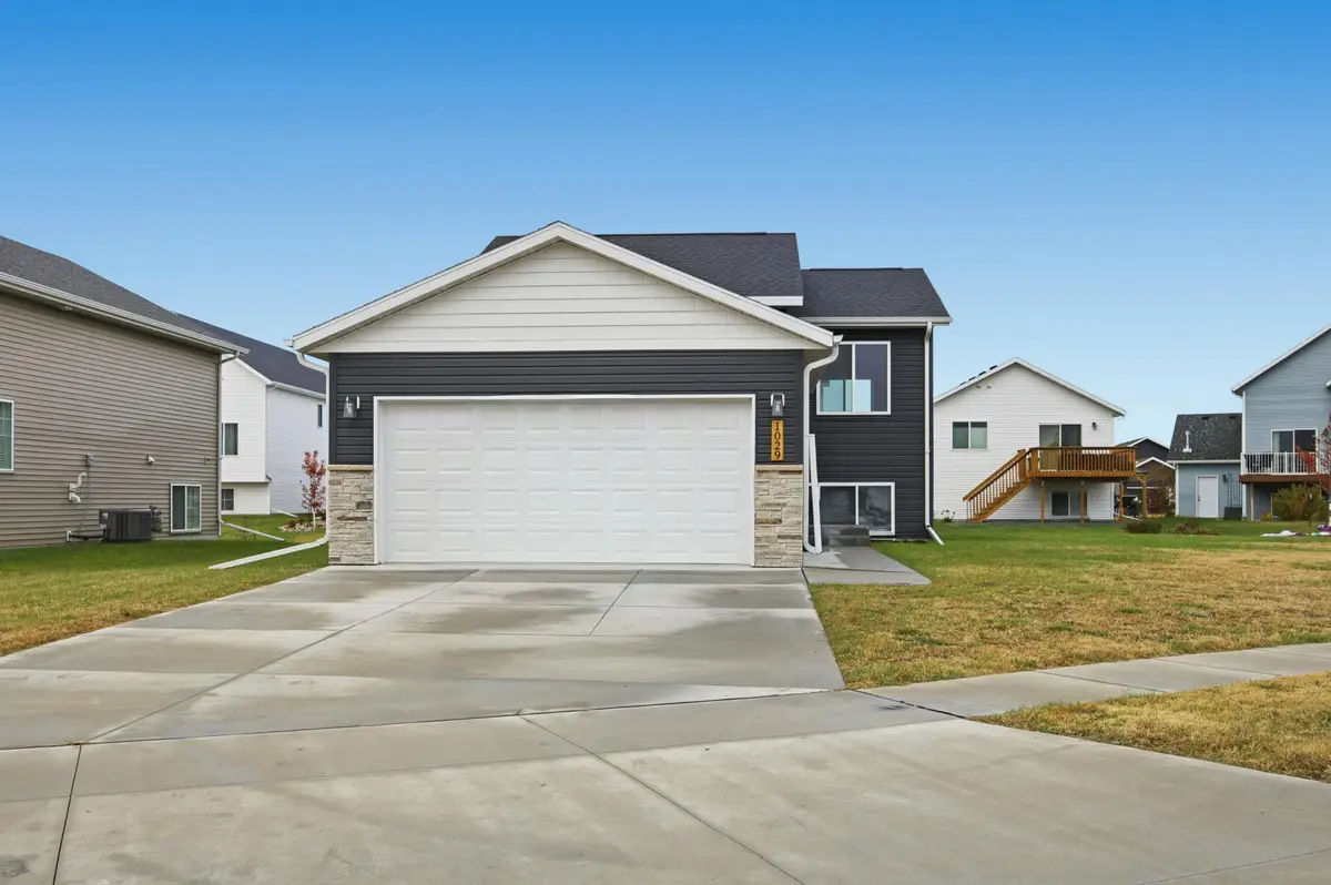1029 Highland Lane W, West Fargo, ND 58078 - Image #1