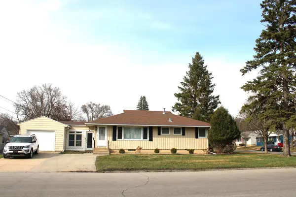 1707 7th Street Ne, Rochester, MN 55906