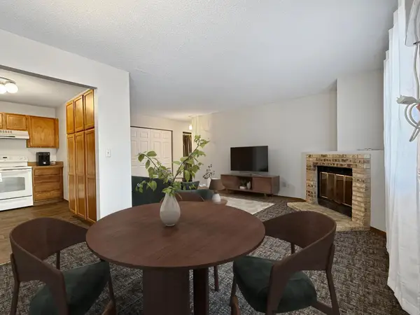 7624 157th Street W #104, Apple Valley, MN 55124