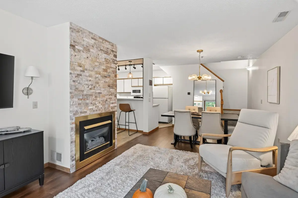 2597 Bedford Court #27, Mendota Heights, MN 55120 - Image #1