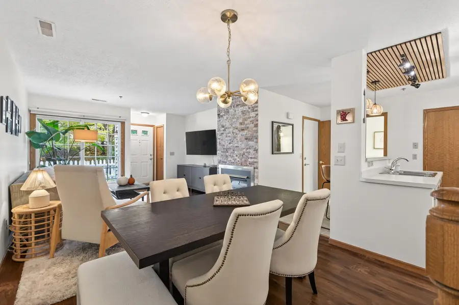 2597 Bedford Court #27, Mendota Heights, MN 55120 - Image #3