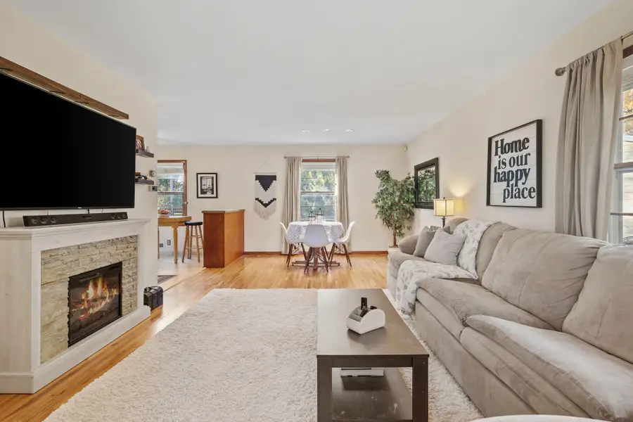 8948 Hallmark Avenue S, Cottage Grove, MN 55016 - Image #2