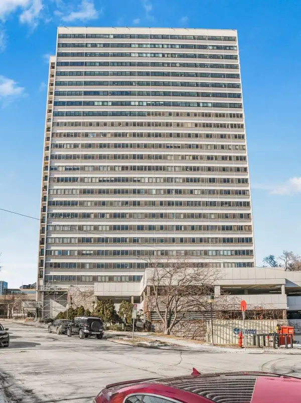 1920 S 1st Street #1106, Minneapolis, MN 55454