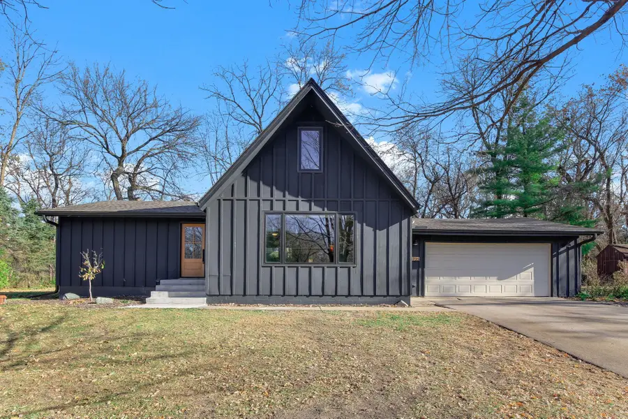 5735 Eureka Road, Excelsior, MN 55331 - Image #3