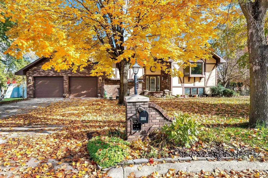 2005 15th Street Nw, Faribault, MN 55021 - Image #3