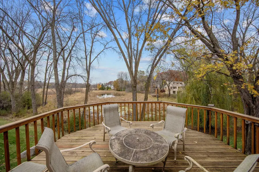 13204 Sheffield Curve, Hopkins, MN 55305 - Image #2