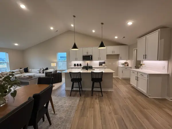 15041 Ashtown Lane, Rosemount, MN 55068