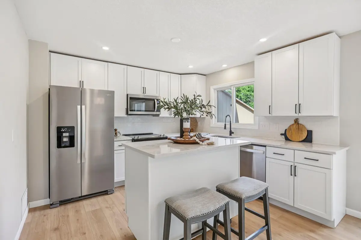 188 River Woods Lane, Burnsville, MN 55337 - Image #1