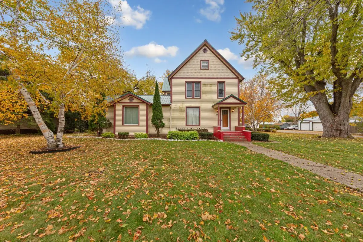 442 Cleveland Avenue W, Winnebago, MN 56098 - Image #1