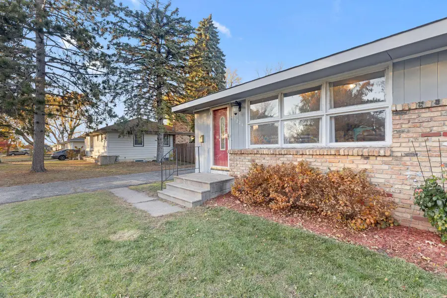 5224 65th Avenue N, Brooklyn Center, MN 55429 - Image #2