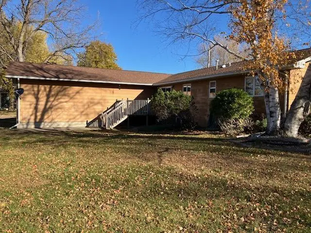 510 Birch Avenue N, New Richland, MN 56072 - Image #3