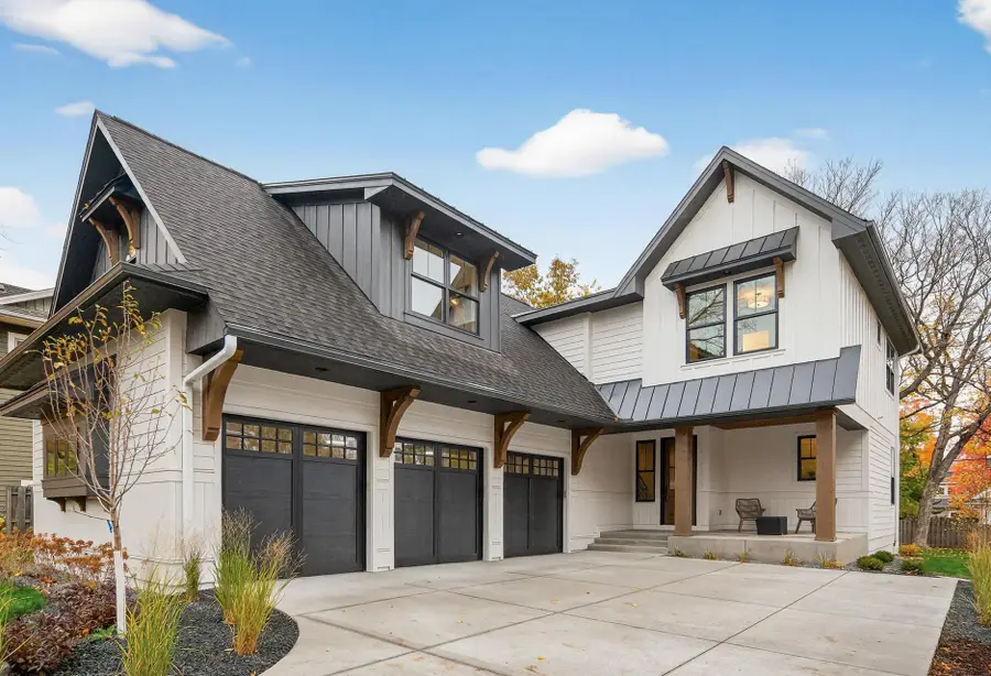 641 Park Street E, Wayzata, MN 55391 - Image #3