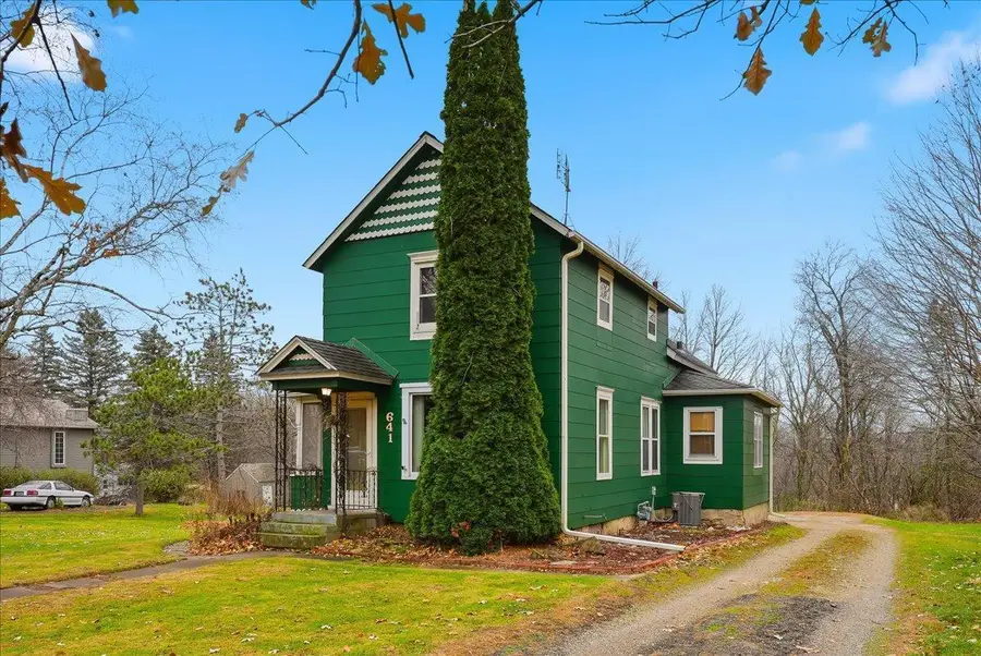 641 W Main Street #W, Ellsworth, WI 54011 - Image #2