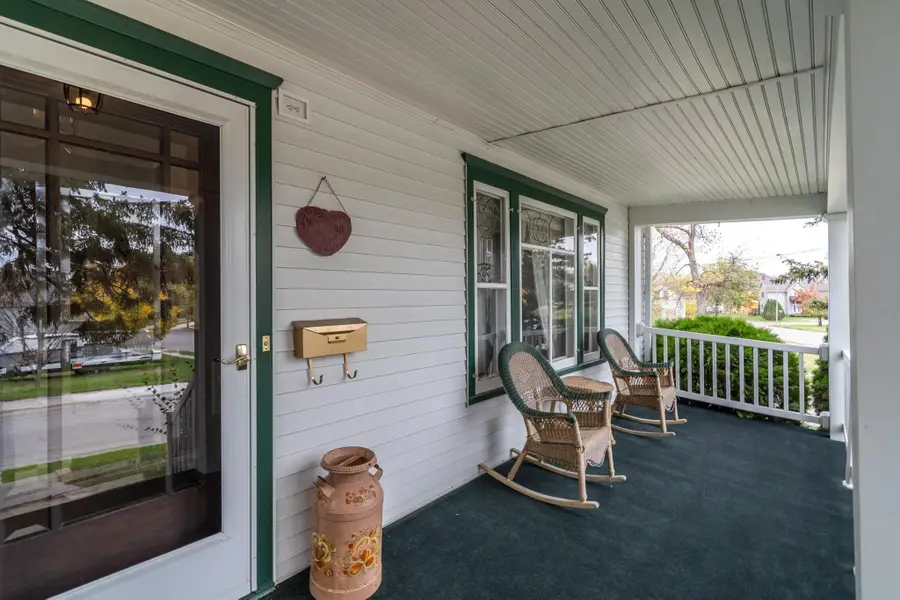 221 E 6th Street, Crookston, MN 56716 - Image #2