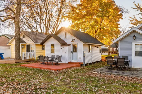 1727 E Lake Street, Osakis, MN 56360