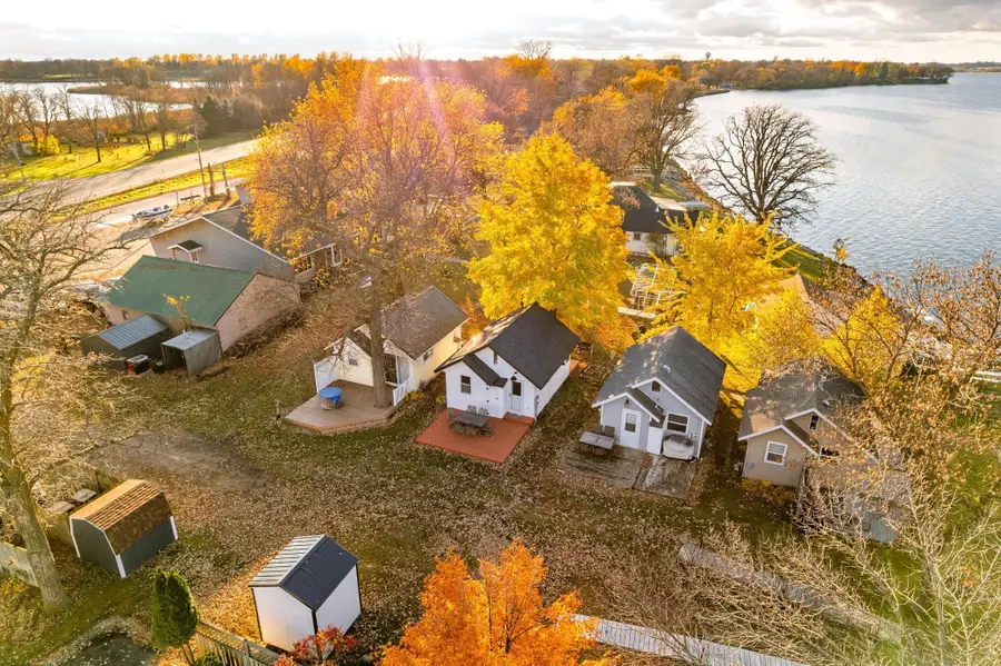 1727 E Lake Street, Osakis, MN 56360 - #3