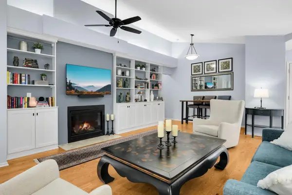 523 Lovell Avenue, Roseville, MN 55113