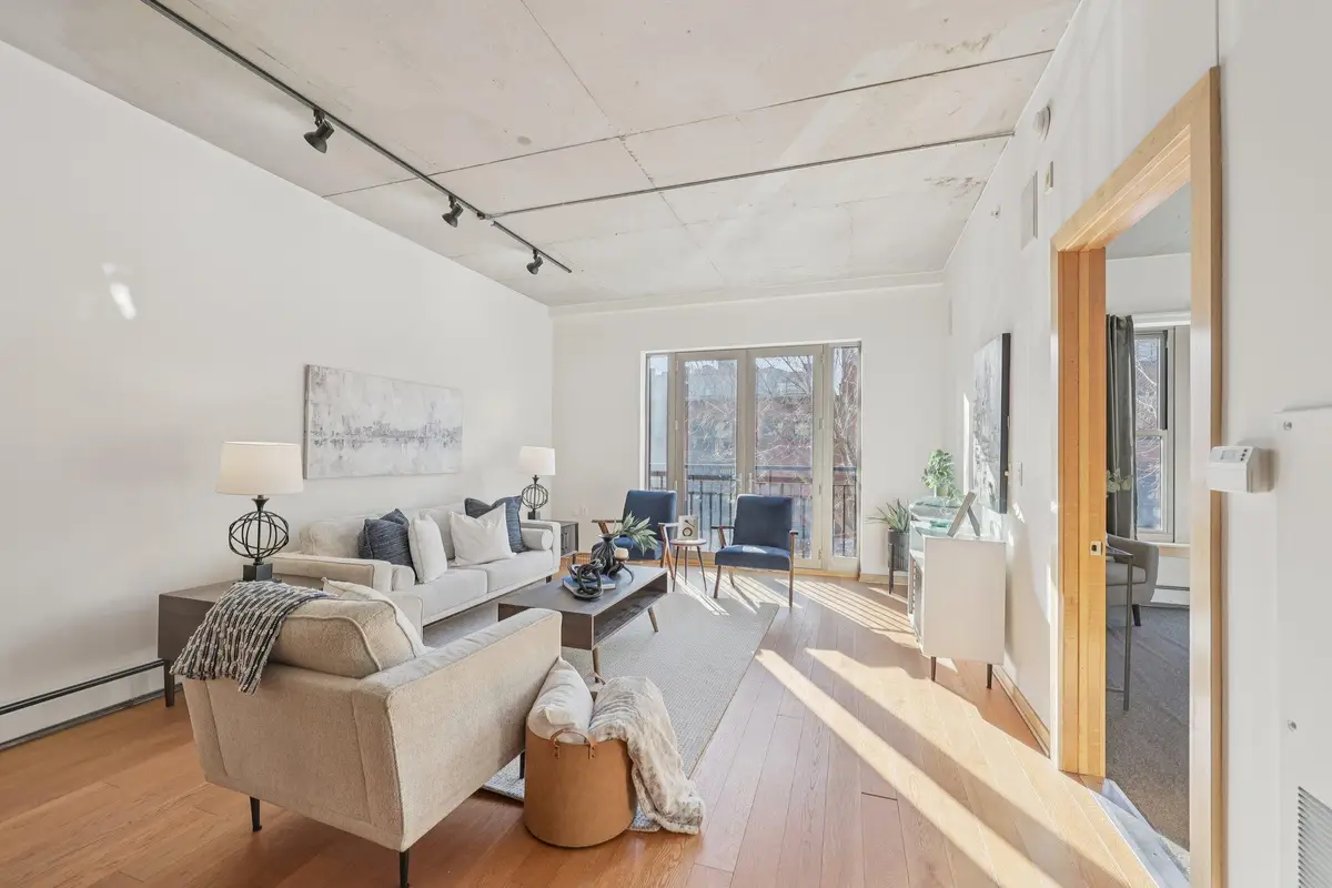 212 1st Street N #202, Minneapolis, MN 55401 - Image #1