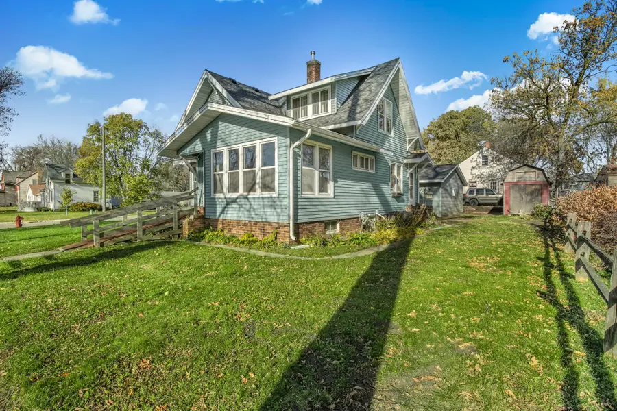 1224 Becker Avenue Sw, Willmar, MN 56201 - Image #2