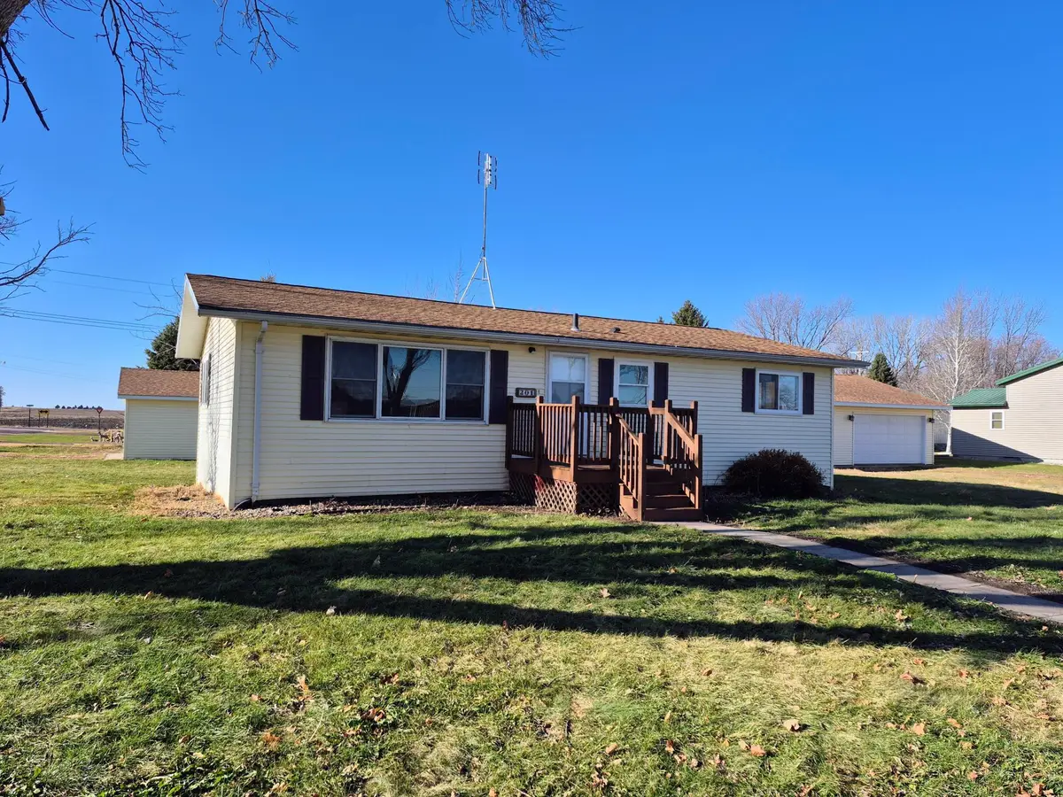 201 2nd Street N, Darfur, MN 56022 - #1