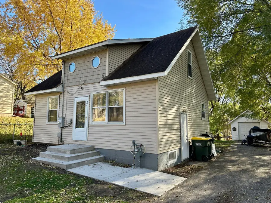 109 1st Avenue Nw, New London, MN 56273 - Image #2