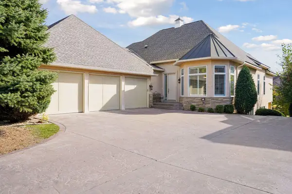 160 Stonebridge Road, Lilydale, MN 55118