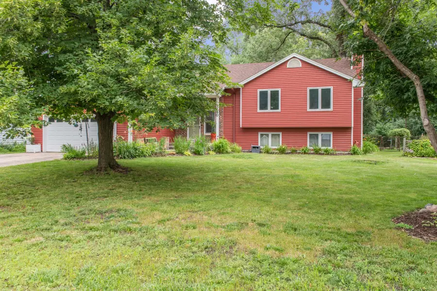 1140 86th Avenue N, Brooklyn Park, MN 55444 - #2