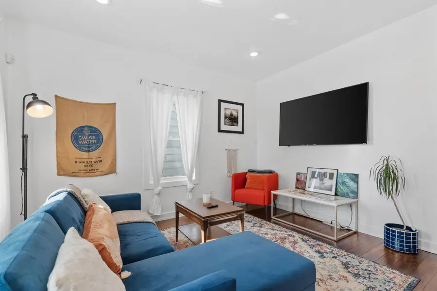 27 Magnolia Avenue E, Saint Paul, MN 55117 - Image #3