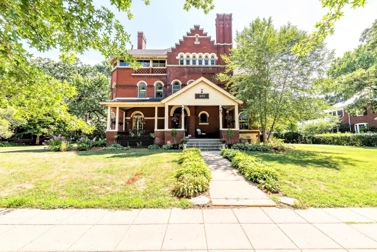 490 Summit Avenue, Saint Paul, MN 55102 - Image #1